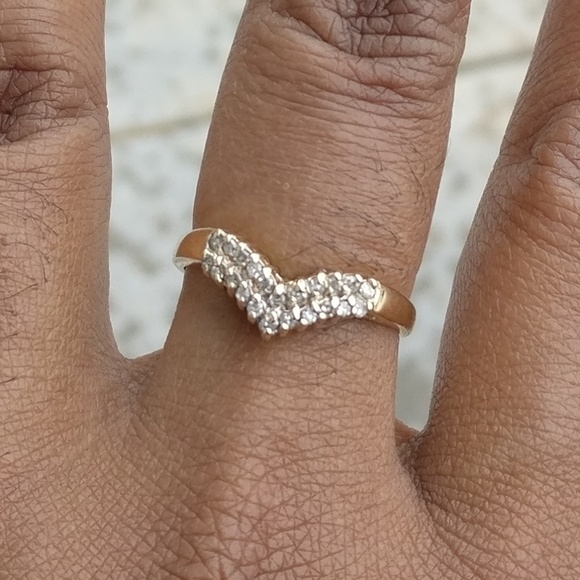 Jewelry - Vintage Diamond Pave Ring